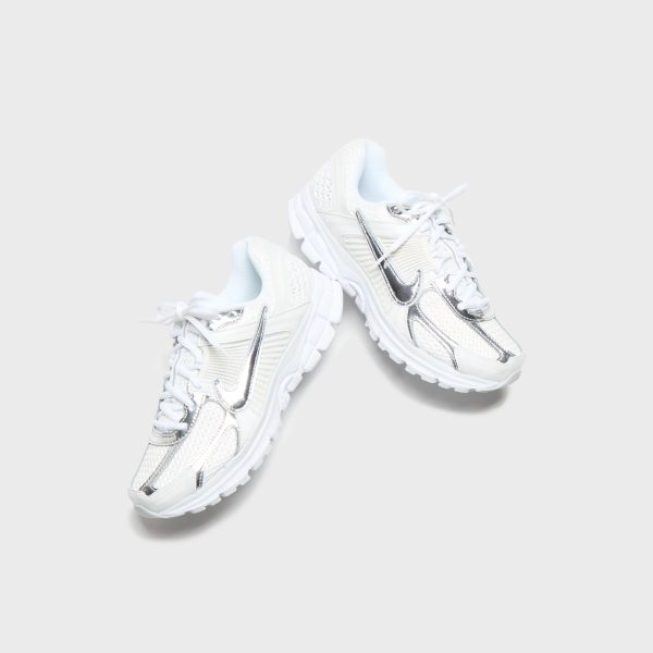 Nike WMNS Zoom Vomero 5 - Metallic White   Metallic Silver   Summit White Online - Image 4